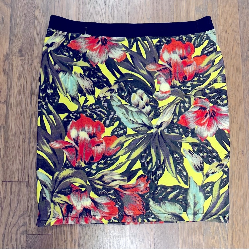 Zara tropical neon floral patterned stretchy skirt with elastic waist- Medium